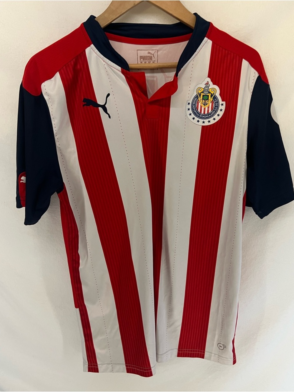 Puma Club Deportivo Guadalajara Chivas Home 2016-2017 Home Jersey Size M